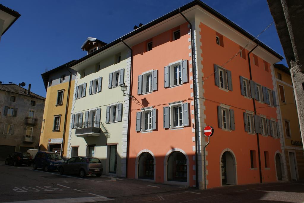 Trentino Apartments - Il Gufo Vacanze Borgo Valsugana Bagian luar foto